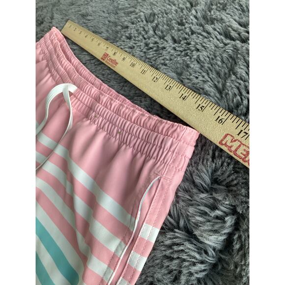 Chubbies Men's on‎ the Horizons 5.5in Stretch Swim Trunk Board Shorts Pink Small - Picture 10 of 13